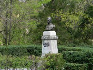 Bust Gral. Dr. Zorileanu