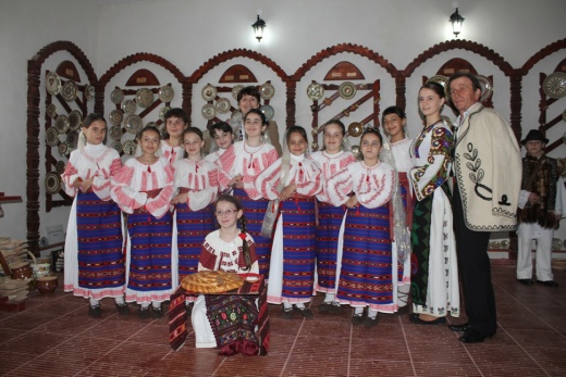 30 Izvorul Tămăduirii