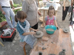 20 - Târgul ceramicii populare „Cocoşul de Hurez”