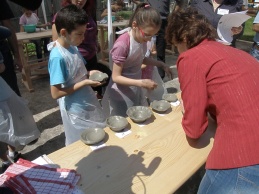 21 - Târgul ceramicii populare „Cocoşul de Hurez”